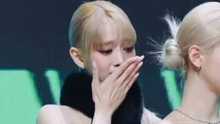 (G)I-DLE 221126 小娟发表感言时的Minnie