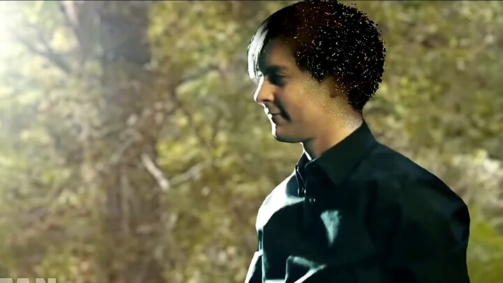 Bully Maguire gets the tomahawk and starts chasing Thanos