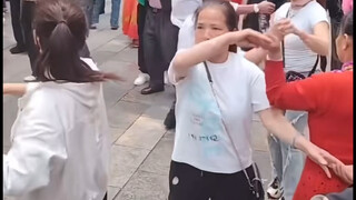 广场舞