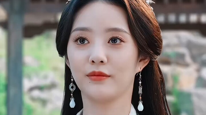 I’m dying of laughter—taking the “green tea” route so hard that no one else can compete. How does th