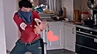 喵酱  看招！！！🥵