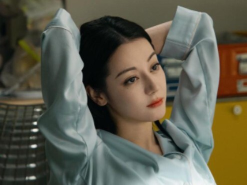 Apa nggak ada yang ngomong soal aktingnya?