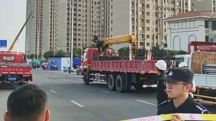 Tianjin Lou Waiwai