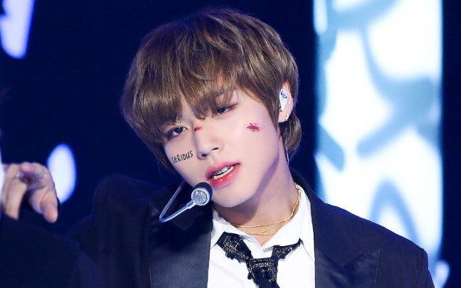 War damage makeup face yyds! 211030 Music Center Park Ji-hoon Serious self-cut horizontal version fa