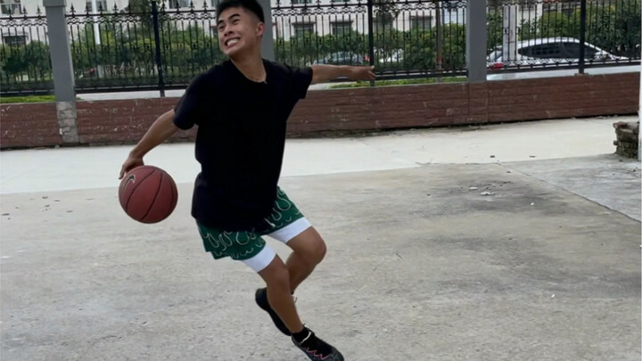 Chia sẻ combo nhỏ bóng rổ của thiên thần