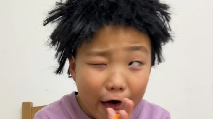 Mata Elang Kecil Datang