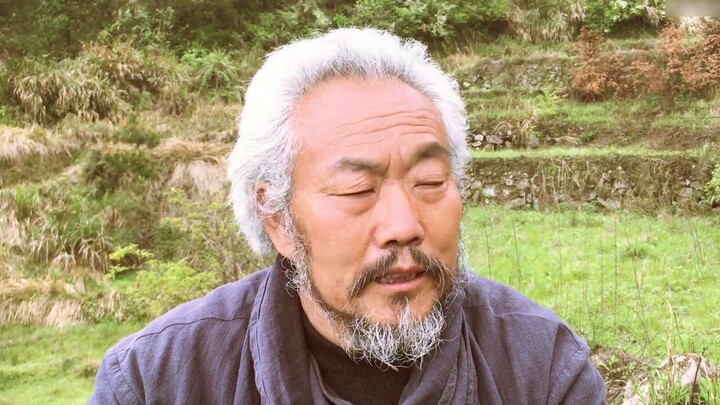 The scene from Battle Through the Heavens reappears, Yao Lao makes elixir for his apprentice, and he
