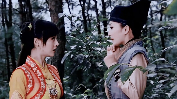 ต่อให้ชอบคนเดียวกันก็ไม่ได้ห้ำหั่นใส่กัน ทั้งสองคนก็แค่มองอีกฝ่ายด้วยความน่ารักแบบนี้ไปเรื่อยๆ