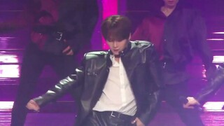 Stray Kids main dancer Lee Min-ho covers "Boy With Luv"