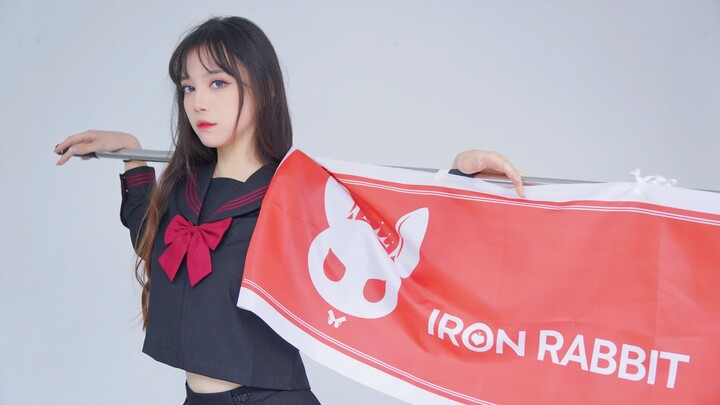 Look at the gun! [Middle School Second-Year Girl]