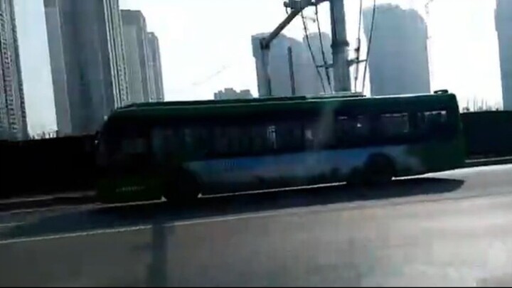 【武汉公交 | Wuhan Bus】2021.3.14 街拍658路扬子江精典411E810 | Street Photo Bus No.658 on March 14, 2020