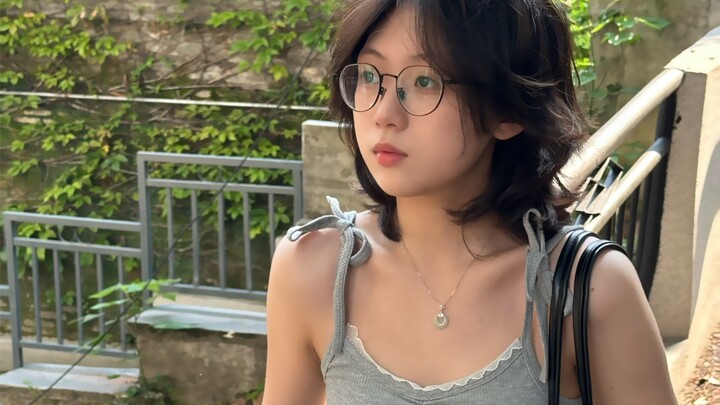 High schooler’s crush is wearing this—what do you think? Asking for advice! Even if you don’t have a