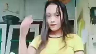 goyangan yg membuat baju jadi basah