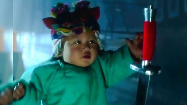 Nếu anh ta chọn cầm dao cưỡi ngựa gỗ thì sao?