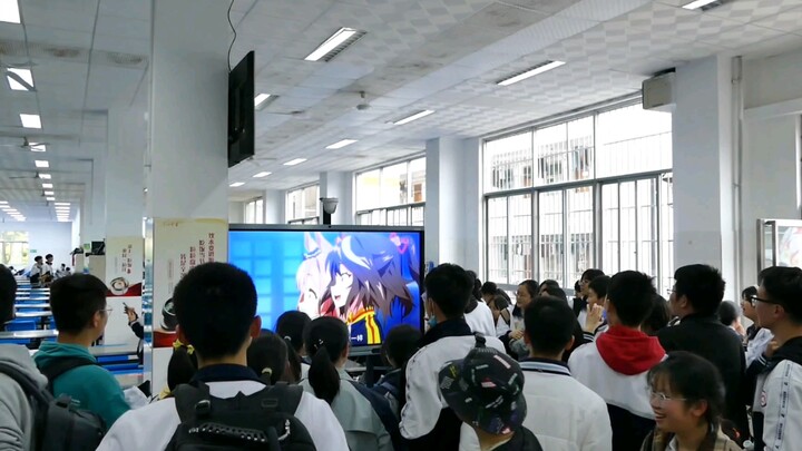 When you play Uma Musume: Pretty Derby in the cafeteria