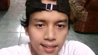 coba perhatikan, batu nya bergerak sendiri..!!!