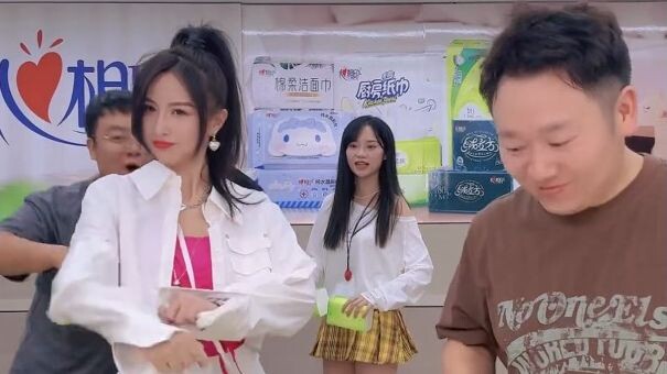 陈翔六点半 球球 猪小明 王炸 冷檬 摩托摇