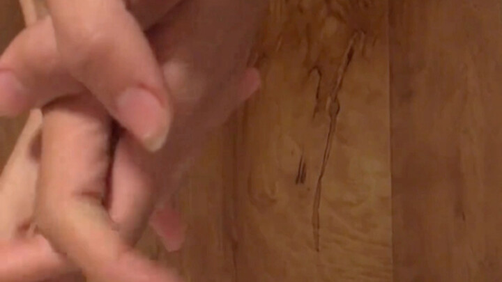 ฉันยังหมุนเท้าไม่เป็นเลย แล้วทำไมมือเธอหมุนได้ล่ะ?