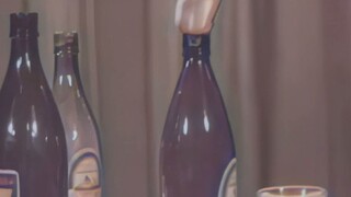 1943年 穿芭蕾舞鞋站酒瓶