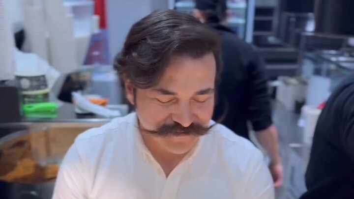 Husband’s Takeout Shop