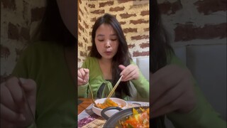 Korean Restaurant in Delhi🥢🍱 #shorts #youtubeshorts #ashortaday #whatieatinaday #food #koreanfood