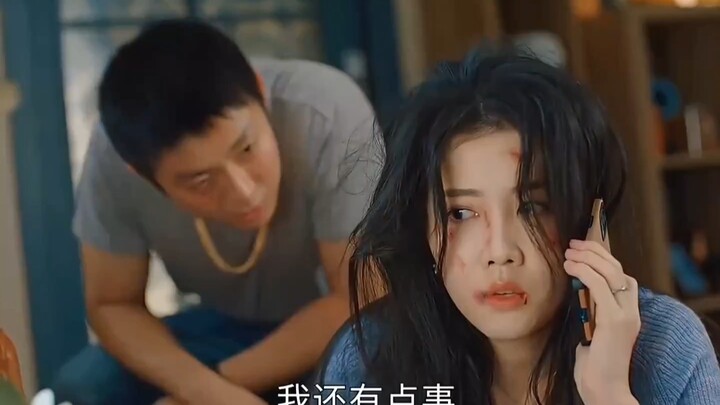 Younger sister suffers domestic violence; older sister strikes back fiercely upon finding out—so sat