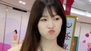 Con hươu nhỏ, xé cái kẹp đi! ! !