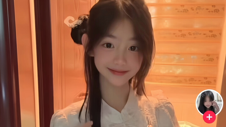 ชาวเน็ตยูทูปร่วมแสดงความคิดเห็นอย่างคึกคักเกี่ยวกับ “สาวบริสุทธิ์จีน (วัย 13 ปี)”