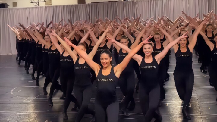 Centennial Rocket Girls – This Is the Peak of Group Dance!