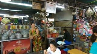 Khám phá Chợ Đông Ba _ _Trùm cuối_ các món ăn ngon của Huế! 6
