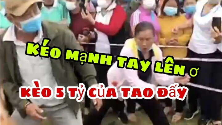 Màn cổ vũ kéo co Buff thêm x9999 sức mạnh