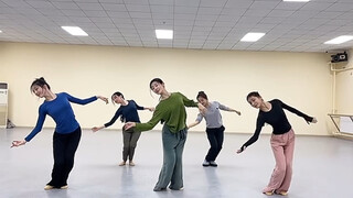 Versi latihan "Teh Musim Semi Kehangatan", koreografer: Zheng Zihao, Li Aoxue, komposer: Lv Liang, p