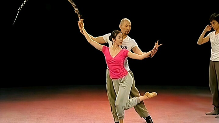 Muốn xem thì phải xem chuyên nghiệp… Vũ đạo cổ điển Đường Thi Ích: Chu Lang – Tiểu Kiều; Bài giảng v