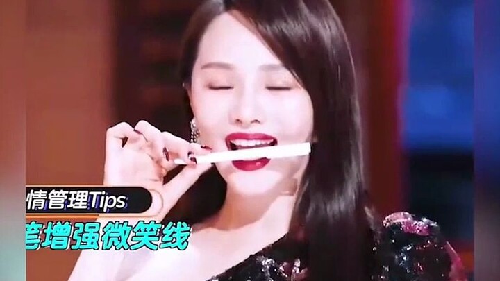 พบสาเหตุที่คุณยังโสดแล้ว! เฉิน ตู๋หลิง ผู้หญิงจีนที่มุ่งมั่นและไม่ยอมแพ้ มาพร้อมกับกลยุทธ์เด็ดของพี่