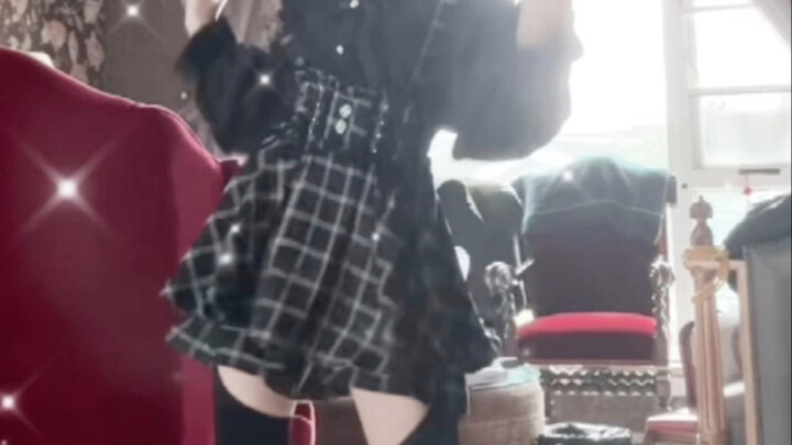 【Bibi Deba】I may be wearing Western clothes, but my heart is still Chinese