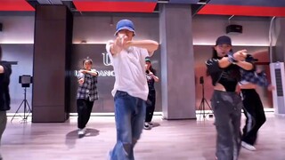 Bài hát mới của Zhang Yixing được viết trong trái tim tôi