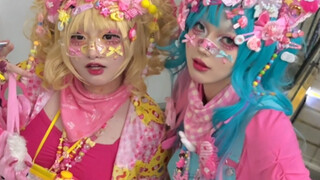 Dark Abi berubah menjadi Peri Pelangi...menantang untuk memberikan sedikit kejutan gaya Harajuku pad