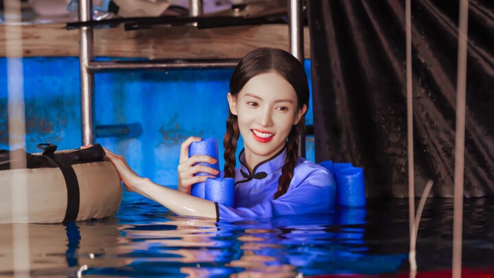 يا إلهي! هذا جنون! يمكنكِ دائمًا الوثوق برقصة جين تشين!