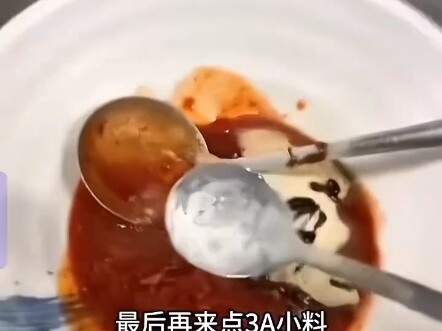 Một thìa công nghệ và sống dữ dội nghiền nát tâm hồn anh trai