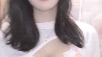 Baru saja dinyatakan cintanya, mari kita ucapkan selamat untuk yang baru saja!