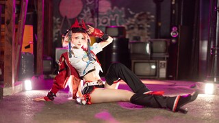 ⚡️傲 慢 扭 胯 舞⚡️，但 乱破cos 版