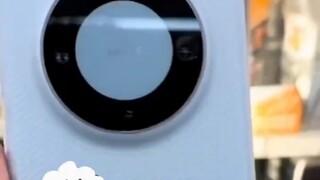 网友展示什么叫“遥遥领先”，便利店收银员都懵了...网友：厉害了 就是理解成本有点高