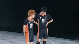 Berakting dalam drama panggung "Hakura!!" ! Kimura dan Kenta Suga, kalian berdua lucu sekali.