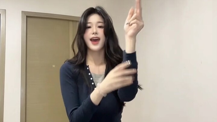 HyunA - Vẫy đuôi