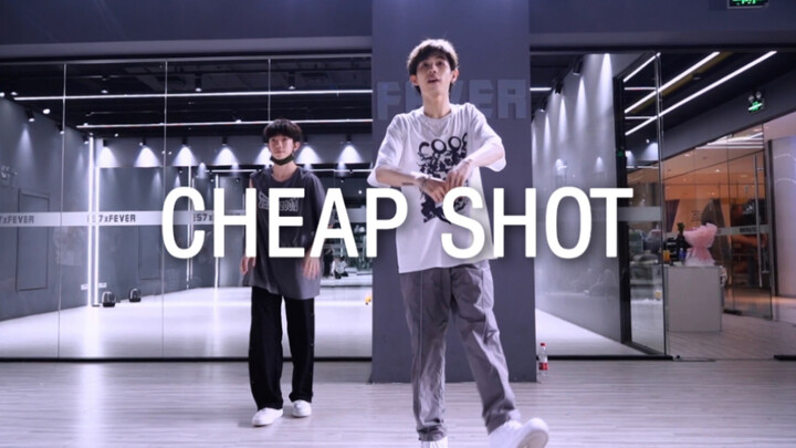 [FEVER] ใจเต้นแรงมาก! ท่าเต้น "Cheap Shot" ของ Bai Lu เท่มาก!