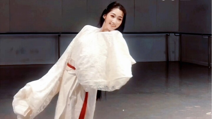 Han and Tang Dance·Quju🏮｜The general's white moonlight is back｜Warring States robe and quju have alw