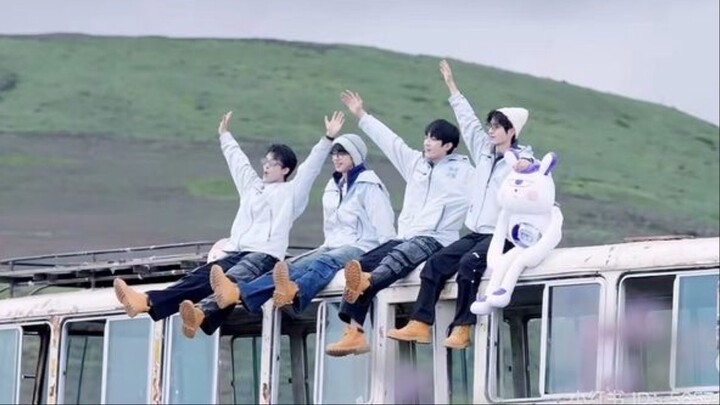 Chuyến du lịch nhảy vào sách địa lý 3 - tập 1A