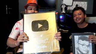 gold play button