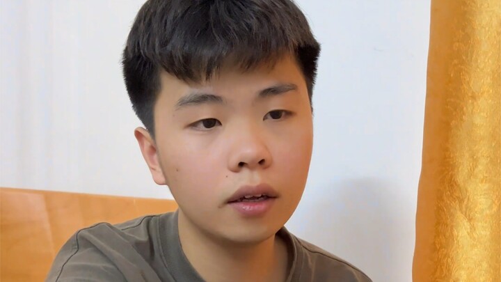 Em trai mình là con ghim kẹp