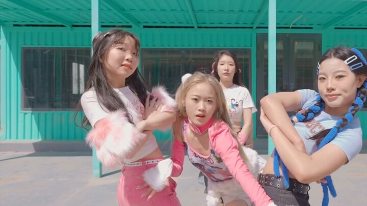 Jiaozuo TOPCREW girl group covers XG (shooting star)